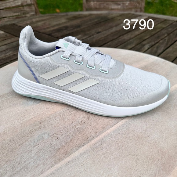 adidas Shoes - Adidas Women's QT Racer Sport Low Top Running Shoe Grey Mint Q46322 Size 9